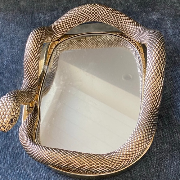 🐍 Bath & Body Works Gold Mirror Snake Body Care Vanity Decor Tray BRAND NEW 🐍 - Picture 7 of 12